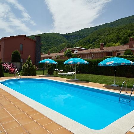 Apartamentos Fonda Finet Sant Feliu de Pallerols Exterior foto