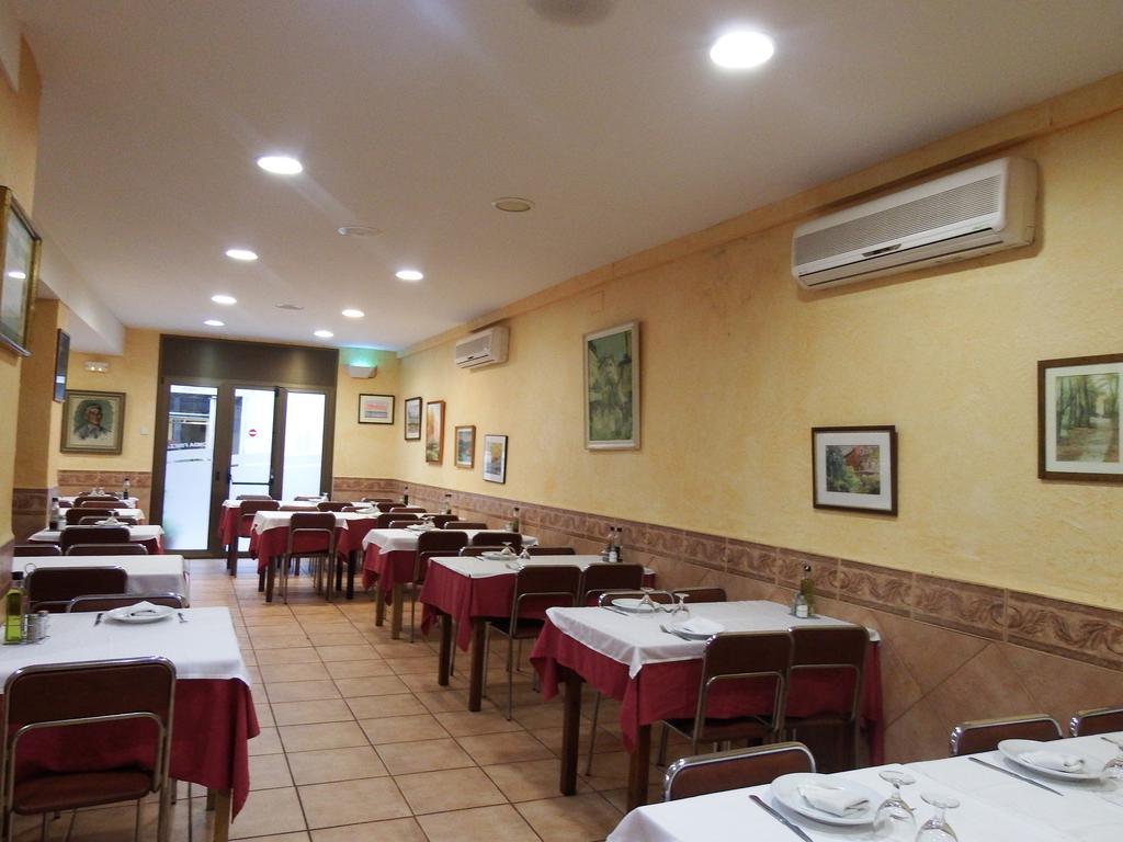 Apartamentos Fonda Finet Sant Feliu de Pallerols Exterior foto